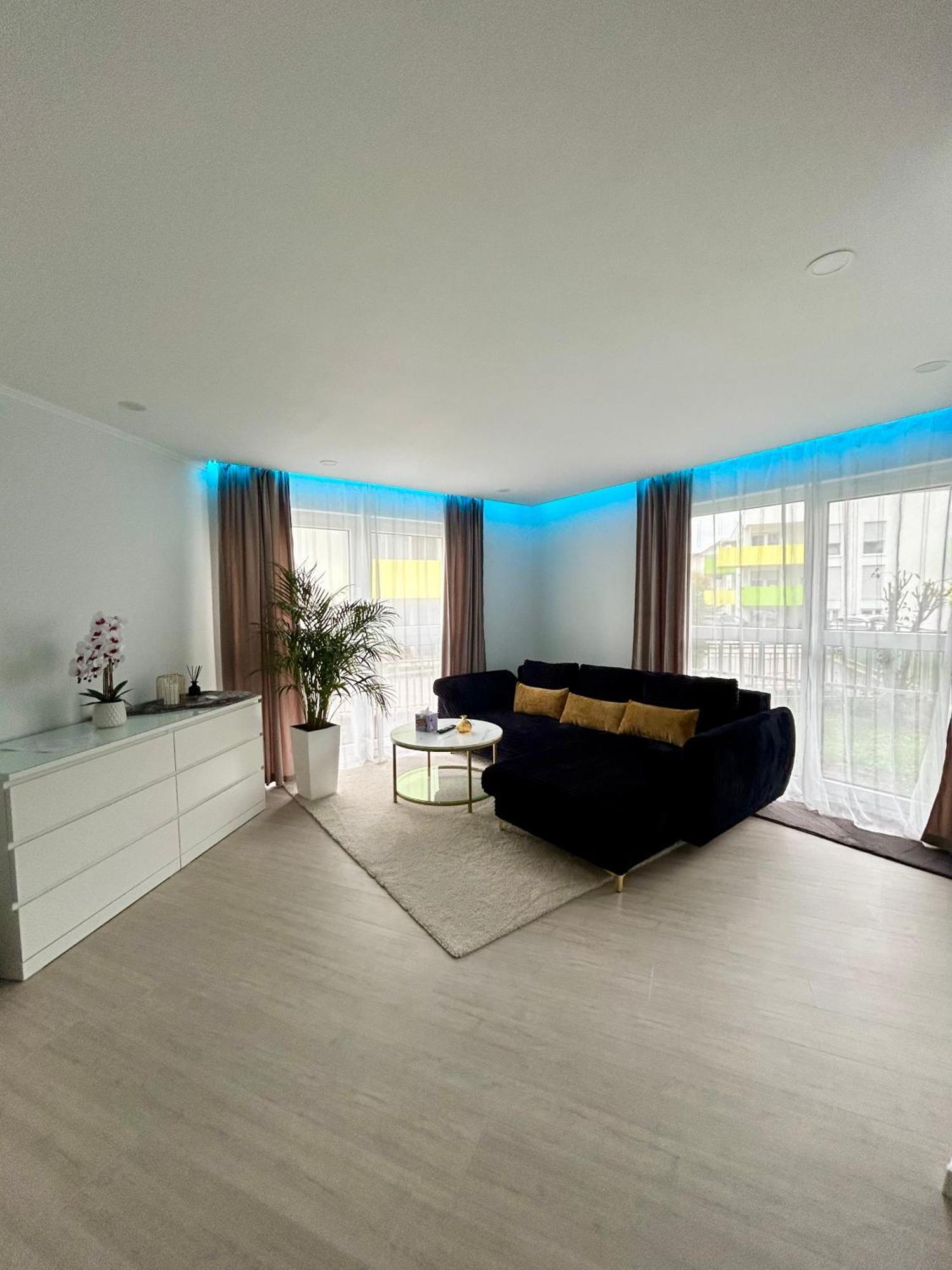 Moderne Ferienwohnung In زيغمارينغن المظهر الخارجي الصورة